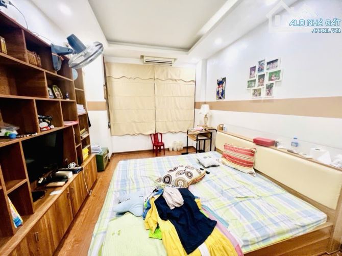 Bán nhà Ngọc Lâm- Nguyễn Văn Cừ- Long Biên- DT 60m2 x 4 tầng x 8.1 tỷ, ô tô cách nhà 30m. - 1