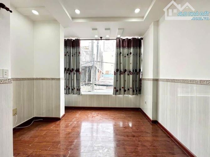 Bán Nhà 35m2 Hẻm đường Tô Hiến Thành Quận 10 Giá 2 Tỷ 879 Triệu - 2