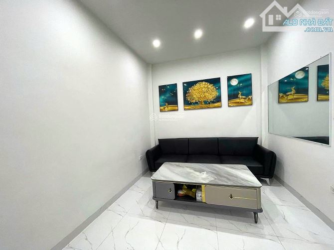 Bán Nhà mặt ngõ Hoàng Mai, diện tích 65m² x 3 tầng - 2