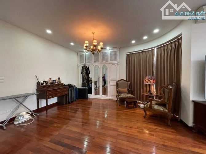 Hiếm!!!Tòa Nhà  mặt phố Huế Quận Hoàn  Kiếm diện tích 250m xây 7 tầng mặt tiền rộng. - 2