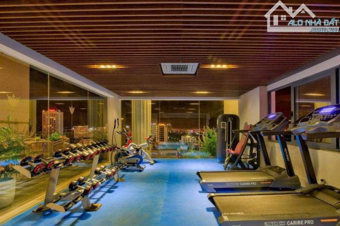 CHUYỂN NHƯỢNG KHÁCH SẠN TTTP NHA TRANG, BÁN KHÁCH SẠN 4 SAO DT 450m2, 20 TẦNG , 139 PHÒNG - 2