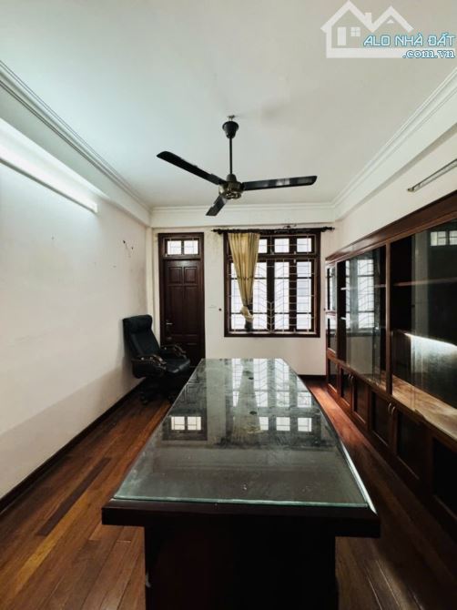 Bán nhà Ngọc Lâm- Nguyễn Văn Cừ- Long Biên- DT 60m2 x 4 tầng x 8.1 tỷ, ô tô cách nhà 30m. - 3