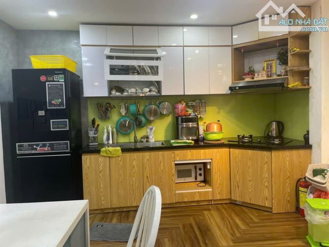 SIÊU RẺ - CHÀO BÁN NHÀ MỚI 4 TẦNG KIỆT THẲNG 3M HẢI PHÒNG- CÁCH ĐƯỜNG 50m- GẦN GA ĐÀ N - 4