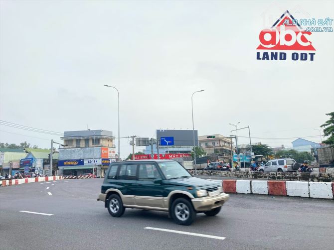 Bán Show Room MẶT TIỀN QL.1A, 1720M2. Gần chợ Quảng Biên, Quảng Tiến, Trảng Bom. Chỉ 26 tỷ - 8