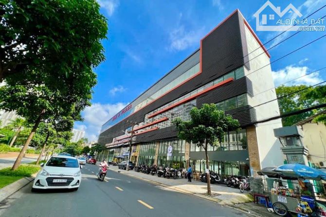 Cho Thuê Tầng Trệt, Tòa Nhà Đ.Hồng Hà, Phú Nhuận 40m2, Gần Sân Bay TSN