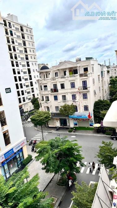 Bán Nhà 5 Lầu . Đường 10m . Phan Văn Trị . Gò Vấp. 5 x20 . Nhỉnh 19 tỷ