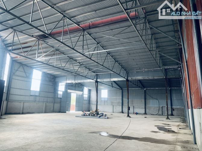 Cho thuê 1400/1900m2 nhà xưởng có PCCC - 1