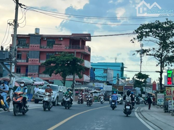 Cần bán gấp lô đất mặt tiền Liên Phường 32m kết nối thẳng vào cổng sân bay Long Thành - 2