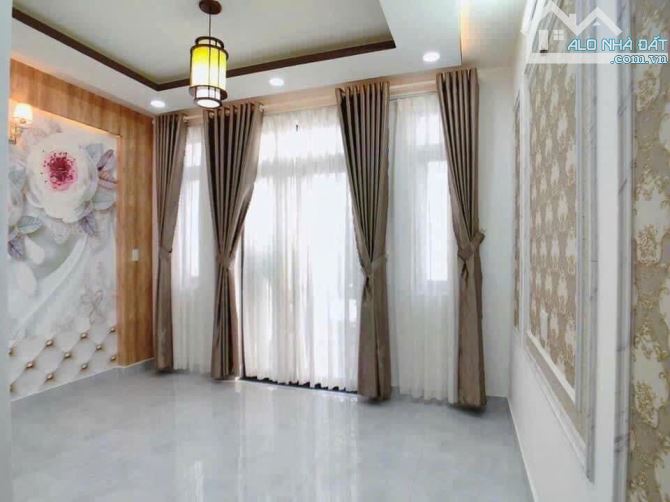 NHà Full Nội Thất --Nguyễn Văn Lượng--P10----4x18m - 2