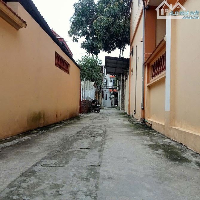 Lô đất đẹp tại Đức Thượng, lô góc, ô tô vào đất, sổ vuông, nở hậu 42m mt 4m9 chỉ 3 tỷ 65 - 3