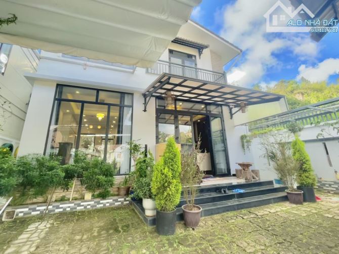 👉Villa Hẻm ô tô lớn Sổ riêng Hùng Vương, Phường 9, Đà Lạt, đường trước nhà rộng - 3