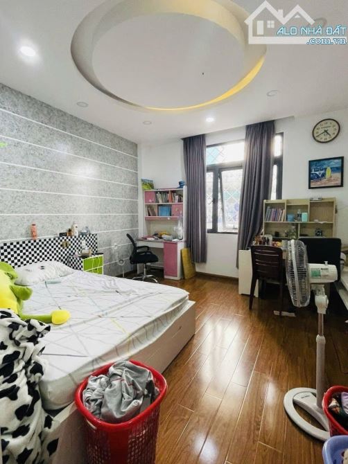 BÁN NHÀ 4 TẦNG-75m²-TRUNG TÂM [PHÚ NHUẬN]-NHÀ MỚI Ở NGAY-CHỈ 10.3Tỷ - 3