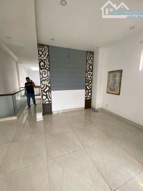 Bán nhà góc 2 MTKD Lê Thiệt - P. Phú Thọ Hoà - DT: 7x19m - lửng 3 lầu ST - Giá: 14.8 tỷ TL - 3