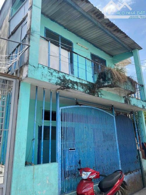 Cứu chủ kẹt gấp Bán nhà 95m2. Giá 725tr ( TL) SHR Đông thạnh Hóc Môn !