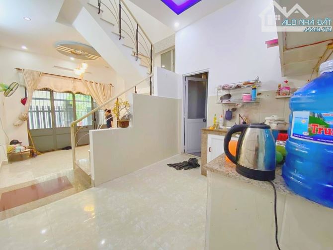 💥 Hải Châu - Bán nhà 2 Tầng kiệt Hoàng Diệu, DT 65m2, 3 PN, chỉ 3 tỷx