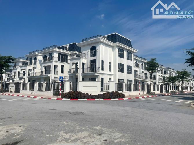 🌟 Bán Lô Góc Biệt Thự 400m² - HUD Mê Linh Central