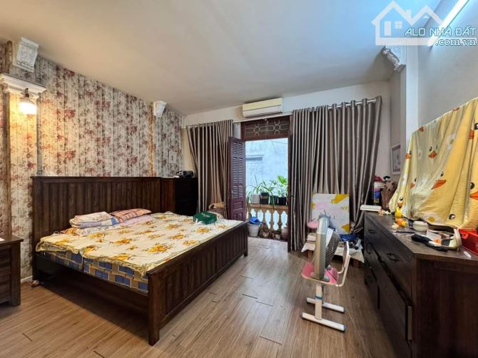 NHÀ PHỐ LÝ NAM ĐẾ 50M2, 4T MẶT TIỀN 5M - CÁCH Ô TÔ TRÁNH 10M - 30M RA MP - GIÁP PHỔ CỔ