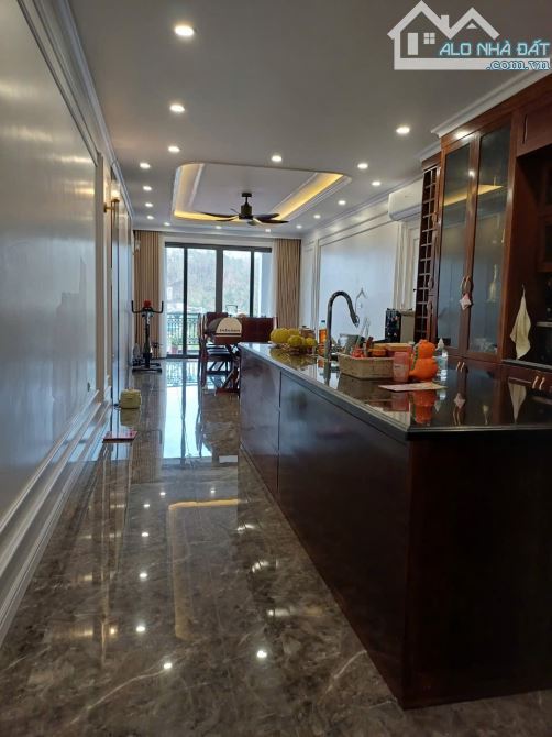 Bán nhà đẹp phố sầm uất Trần Thành Ngọ Kiến An dt 80m - mt 4 m - 6 tầng thang máy