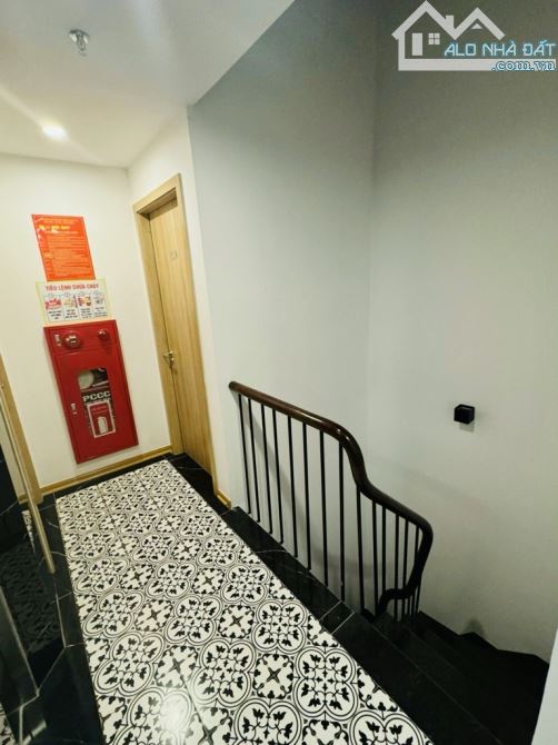 Bán CCMN Cầu Giấy DT 87m2, MT 6.3m, Giá 21.5 tỷ - 1