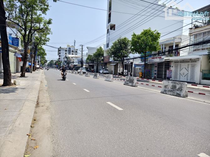 "Bán đất mặt tiền đường Lê Hồng Phong, Phước Long, Nha Trang. Giá 12 triệu/m2, 1422 m2 là - 1