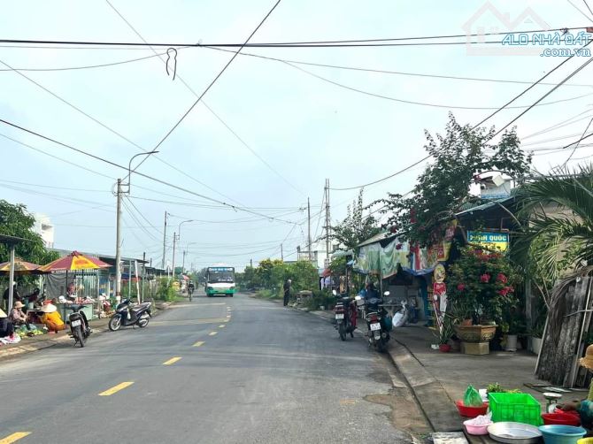 137m2 thổ mặt tiền nhựa Nguyễn văn thanh. Bình trinh đông_ Tân trụ Long An 759 triệu - 1