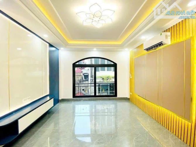 Siêu phẩm nhà phố Đào Tấn, 42m2, 5tầng, thang máy, full nội thất, 80m ra phố, ôtô đỗ cách - 1