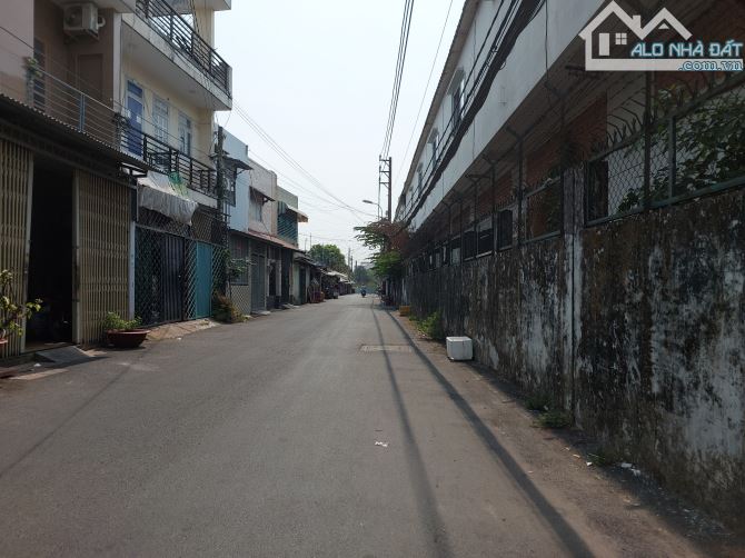 Nhỉnh 5 t.ỷ, Rất gấp nhà đất Tân Thới Nhất Quận 12, 60m2 HXH tránh - 1