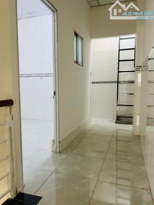 BÁN NHÀ GIÁP TẠ QUANG BỬU-80M2-SỔ VUÔNG VỨC-KHU DÂN CƯ HIỆN HỮU- NHỈNH 4 TỶ - 1