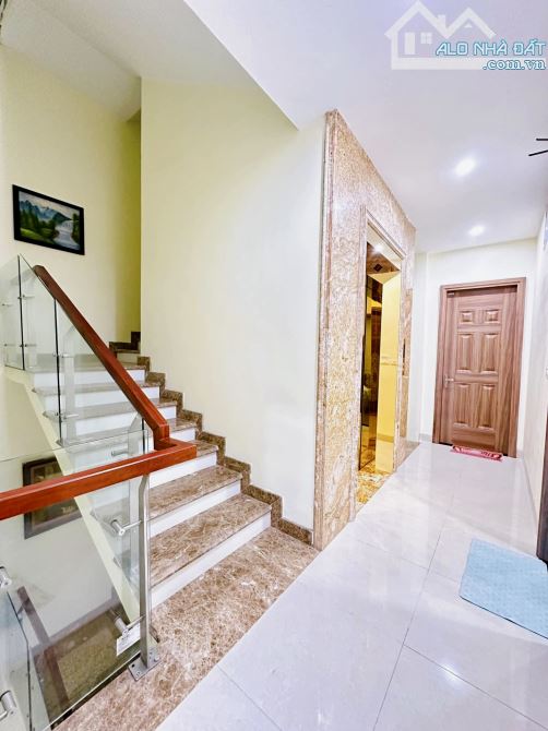 BÁN NHÀ LẠC TRUNG. 6 TẦNG THANG MÁY, 2 THOÁNG, FULL NỘI THẤT NHẬP KHẨU CỰC ĐỈNH. - 13