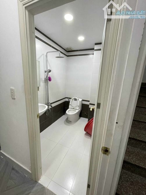 Bán Căn Nhà Mặt Tiền Đường số 53 phường Tân quy quận 7 giá chỉ 11,5tỷ. - 2