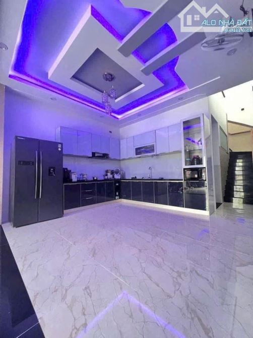 BÁN NHÀ ĐẸP TRUNG TÂM P. TRUNG DŨNG ĐƯỜNG XE HƠI 70M2 CHỈ 2.85 TỶ - 2