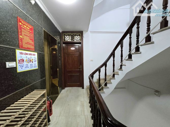 Bán CCMN Chùa Láng, Thang máy, Ô tô đỗ cửa, 102m2, MT5,5m, 7 tầng, 34,x tỷ - 2