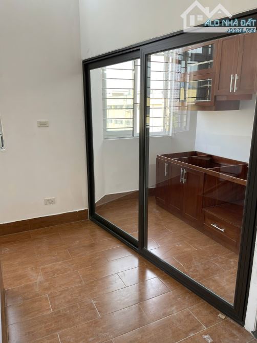 CCMN ĐÌNH THÔN 75m2 *9T *5M MT * 16 TỶ -XÂY MỚI -THANG MÁY 28 PKK-TẦNG 4PN 150tr/1 THÁN - 5