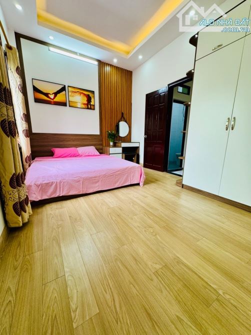 Bán nhà Lĩnh Nam, đẹp như tranh, full nội thất ở ngay, dt 33m2 x 5 tầng, giá nhỉnh 5 tỷ - 3