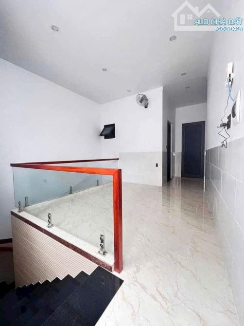 BÁN NHÀ ĐẸP TRUNG TÂM P. TRUNG DŨNG ĐƯỜNG XE HƠI 70M2 CHỈ 2.85 TỶ - 3