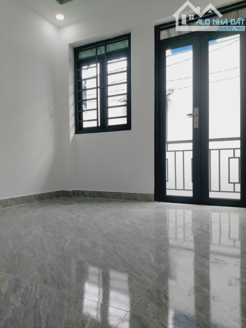 Nhà mới xây, dt sàn 70m2, hẻm 6 thông KDC An Sương, ĐHT03 ,Q.12. - 5