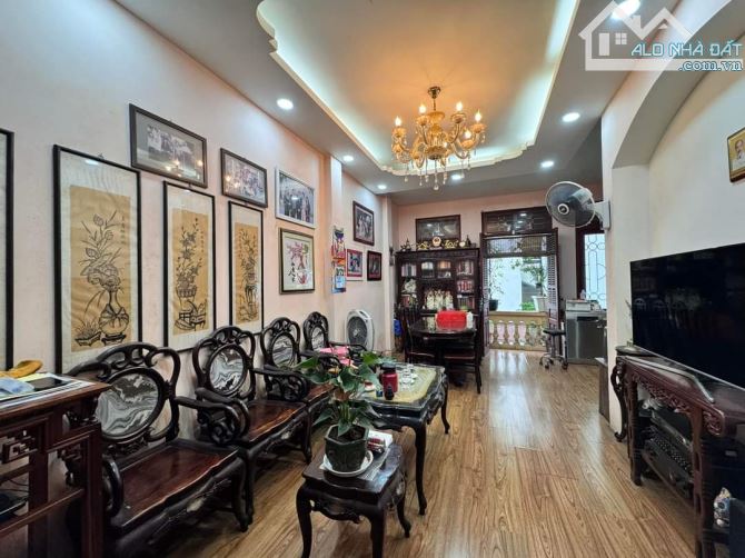 NHÀ PHỐ LÝ NAM ĐẾ 50M2, 4T MẶT TIỀN 5M - CÁCH Ô TÔ TRÁNH 10M - 30M RA MP - GIÁP PHỔ CỔ - 6