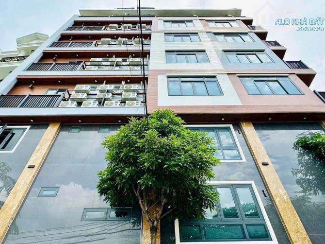 Cần bán gấp: Nhà Siêu Vị Trí: Khu Phan Xích Long, DT;100m2 KC:5 tầng Giá; 30 Tỷ