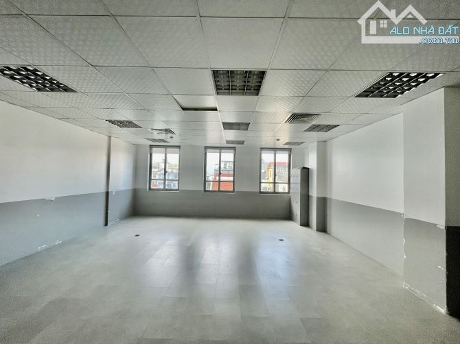 Văn Phòng Phường 4, Tân Bình, Cho Thuê Giá Rẻ, 130m2,Gần Sân Bay TSN