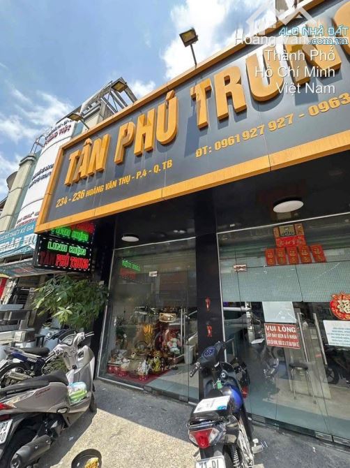 Cho thuê nhà 234 - 236 Hoàng Văn Thụ, P4, Q Tân Bình. Trệt, 2 lầu(6x17) 300m2 chỉ 40tr