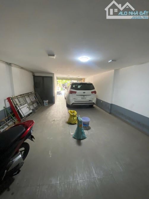 Bán nhà mặt phố Trần Quang Diệu, vỉa hè, KD, dòng tiền 89m, 8 tầng, 47.5 tỷ.