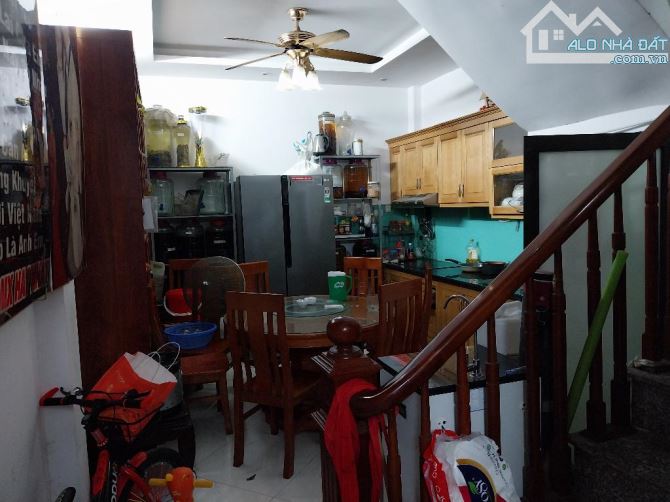 Bán nhà Lĩnh Nam, 5 tầng lô góc thoáng sáng, nội thất xịn xò, dt 42m2 giá 6.6 tỷ - 1