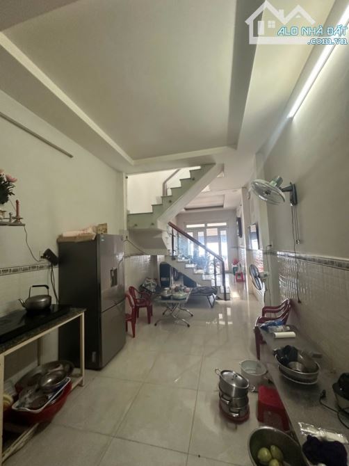 Bán nhà đường ô tô, 70m2, Nhỉnh 5.2 tỷ, Tăng Nhơn Phú B, Lê Văn Việt, Quận 9 - 1