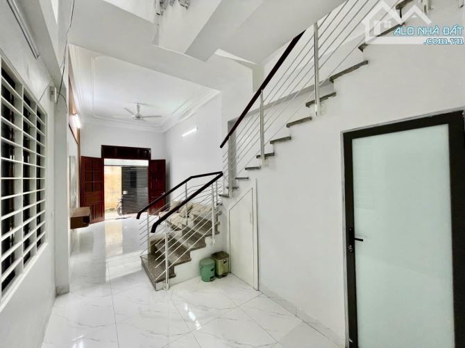 BÁN NHÀ, PHỐ LÊ HỒNG PHONG, NGUYỄN TRÃI, HÀ ĐÔNG, 5 TẦNG, DT 33M2, MT 5.7M, GIÁ 8TỶ - 1