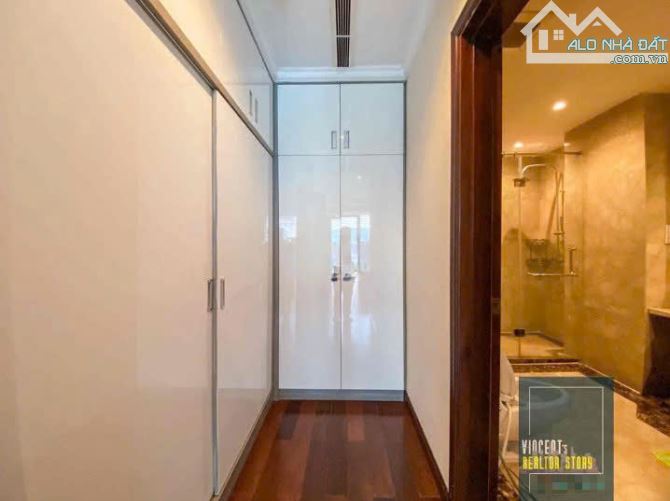 Cho Thuê Căn Hộ Vincom Đồng Khởi , 3PN , 2WC , 160m2 , Full Nội Thất  Giá : 70 triệu / th - 2