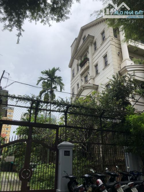 Bán nhà khu nội bộ, trung tâm P6, Quận 3. DT 6x12m, 4 tầng. Giá 22 tỷ - 2