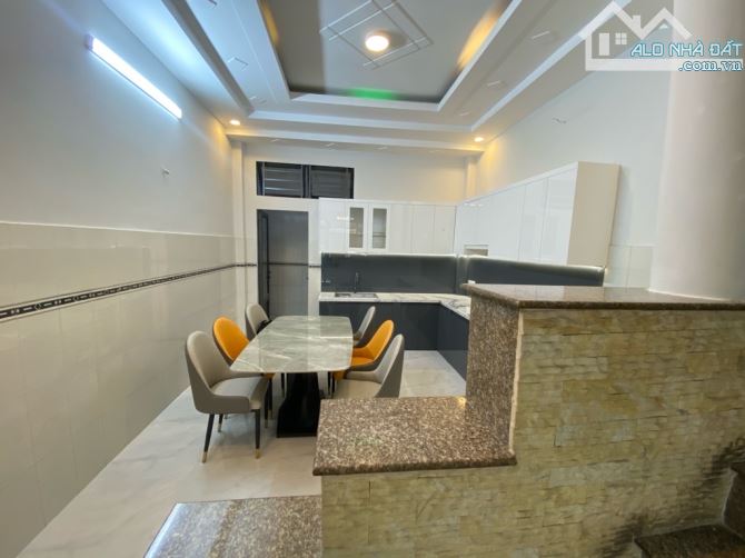 Bán nhà HXH Nguyễn Duy Cung P12 Gò Vấp 68m2 4 tầng 7.2 tỷ - 2