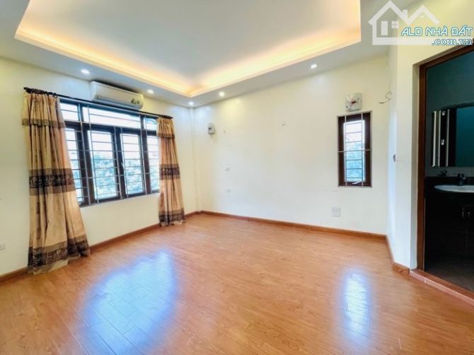 Bán nhà Hạ Đình, lô góc 3 thoáng, view trường học,DT 55m2x7T,thang máy,ô tô đỗ cửa,giá16tỷ - 2