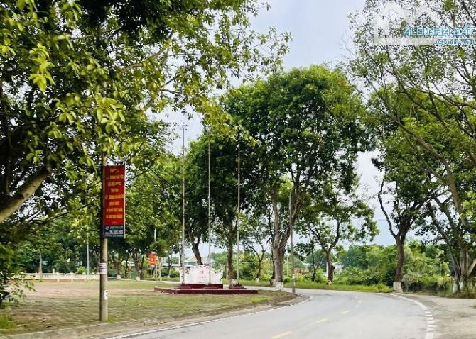 BÁN ĐẤT - 1 PHÚT RA CẦU ĐÔNG TRÙ - GẦN VIN CỔ LOA - 3