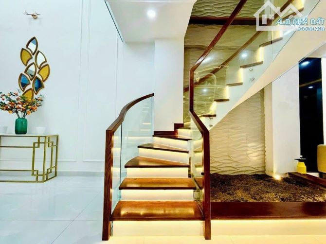 Bán nhà hẻm ô tô ngay Lê Đức Thọ, Gò Vấp. Giá: 2 Tỷ 490 / 52m2. Sổ hồng riêng, hẻm 5m - 3